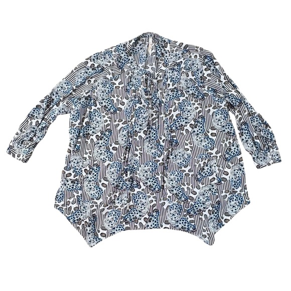 Woman’s Melissa McCarthy Seven7 butterfly and stripe blouse size 3X - Picture 1 of 5